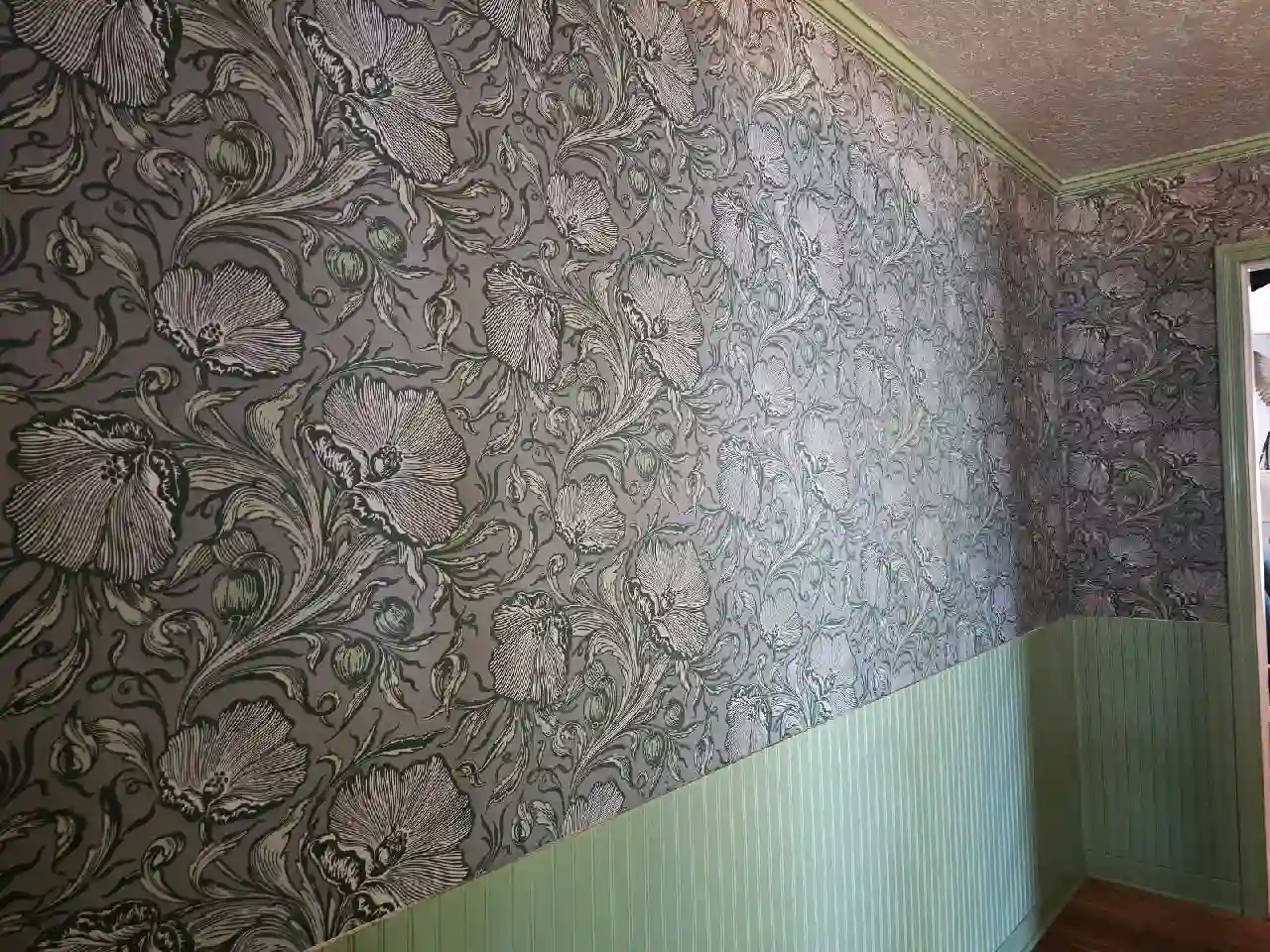 Professional wallpaper removal process